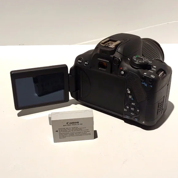 Canon EOS Rebel T5i digital camera, Black w/ Silver lettering, EFS 18-55mm